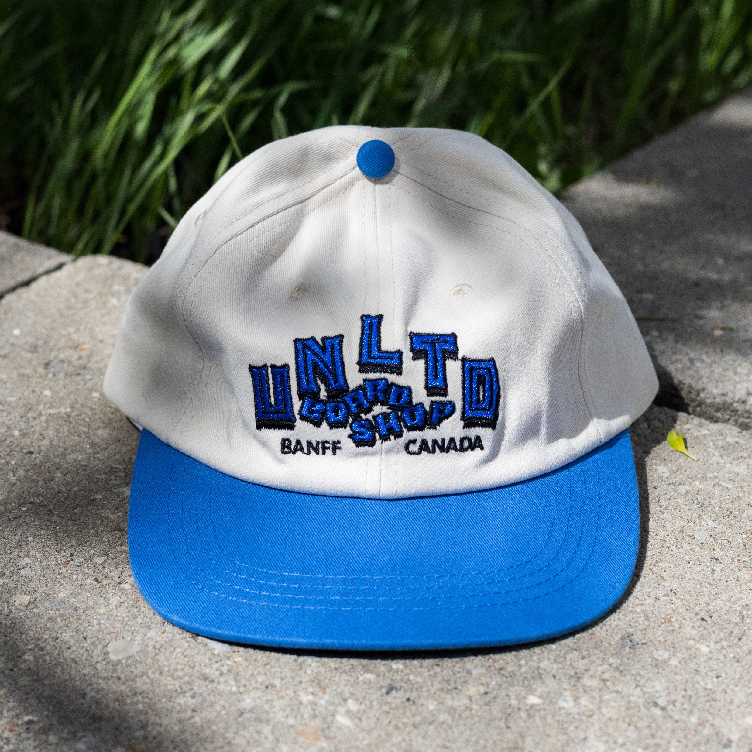 Sprung Hat