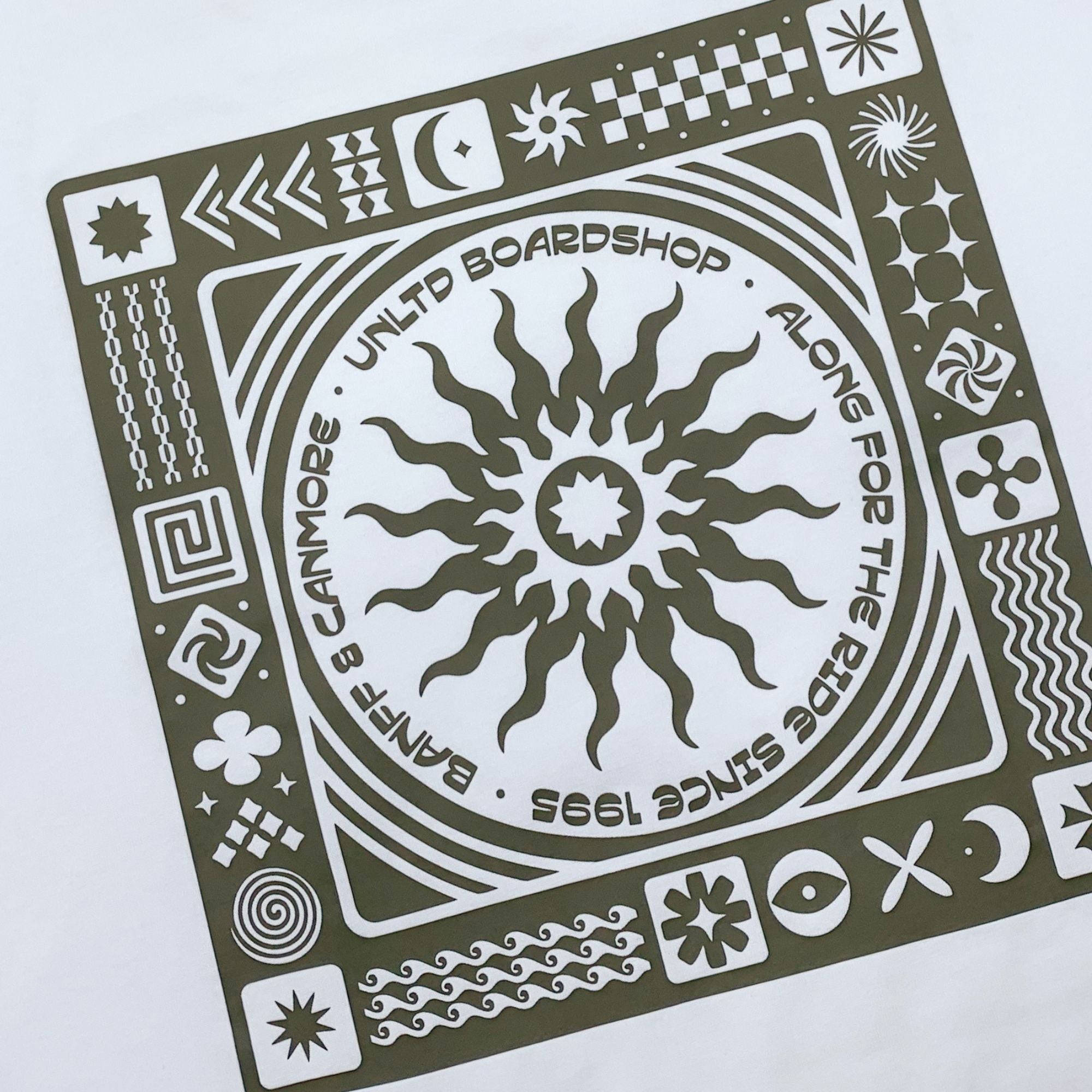 Unltd Day Tripper T-Shirt - UNLTD Boardshop