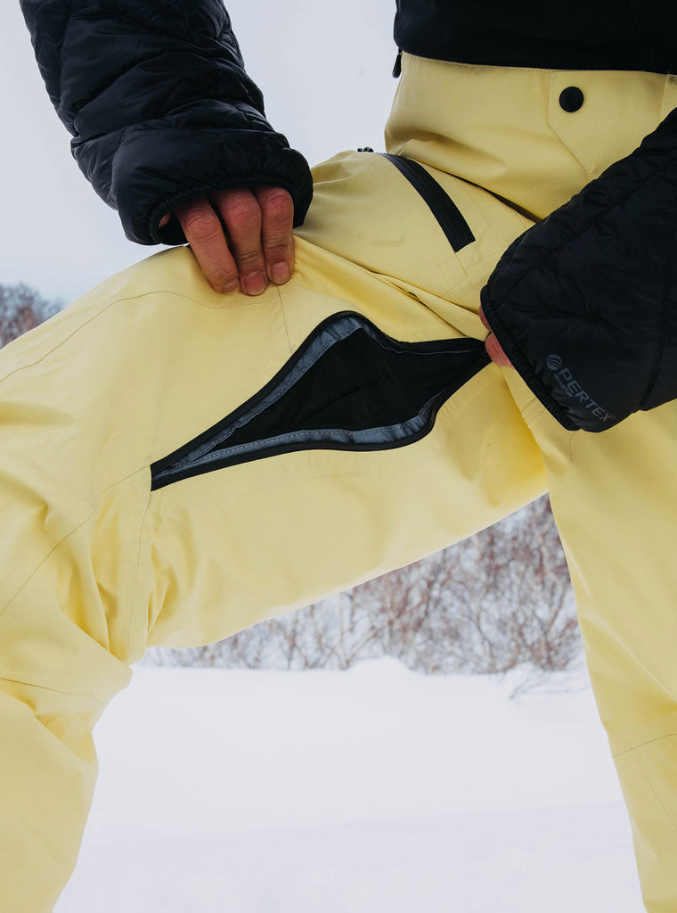 Women's [ak] Tusk Gore-Tex Pro 3L Hi-Top Bib Pants