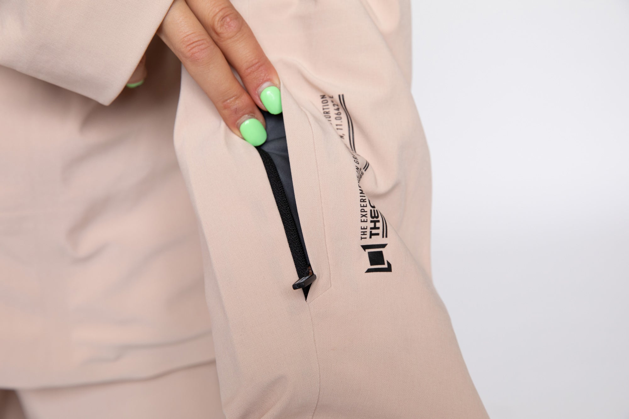 Axial Jacket