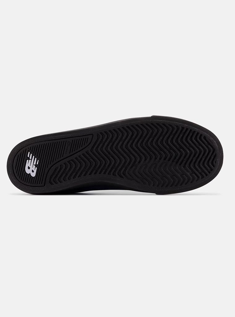 Women's NB Numeric 22